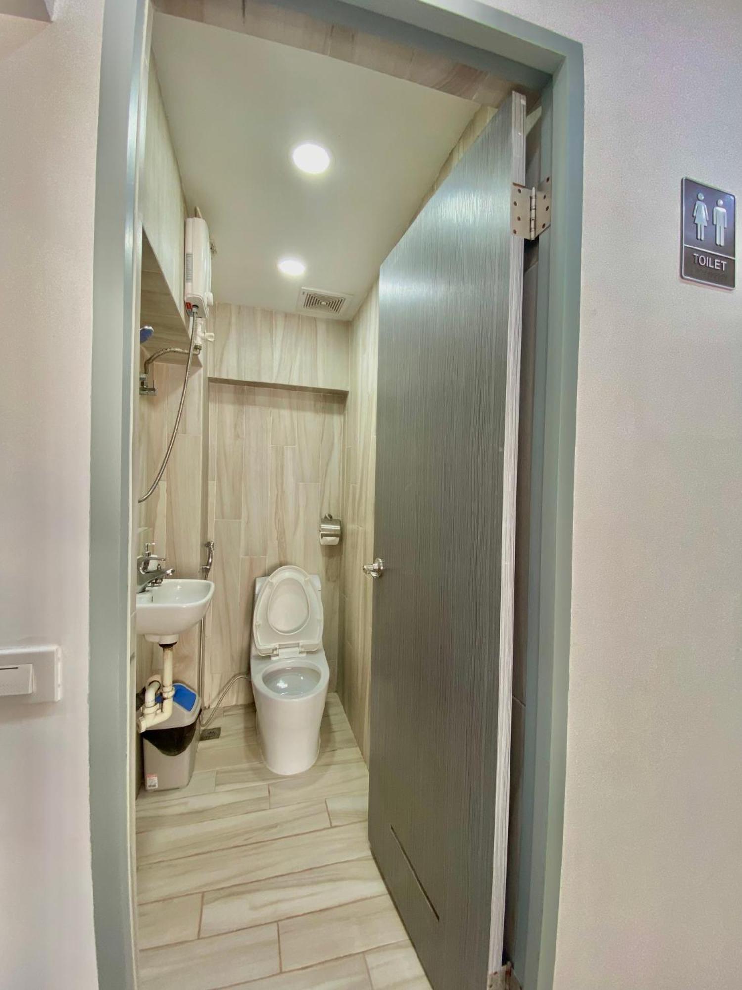 Otravel Hostel 5 Minutes From Mactan Airport 막탄 외부 사진