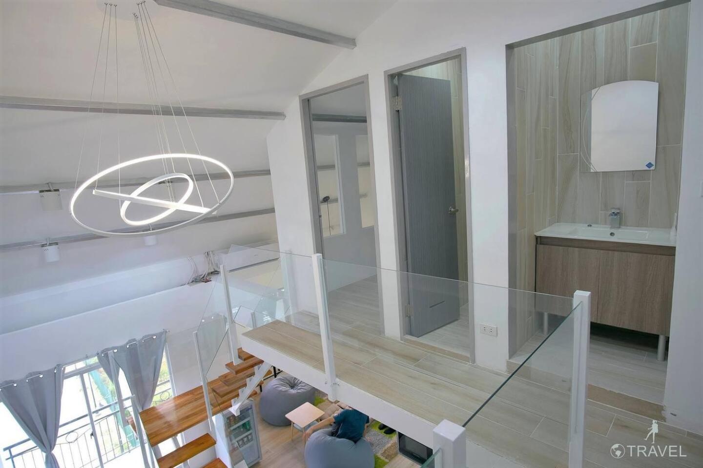 Otravel Hostel 5 Minutes From Mactan Airport 막탄 외부 사진